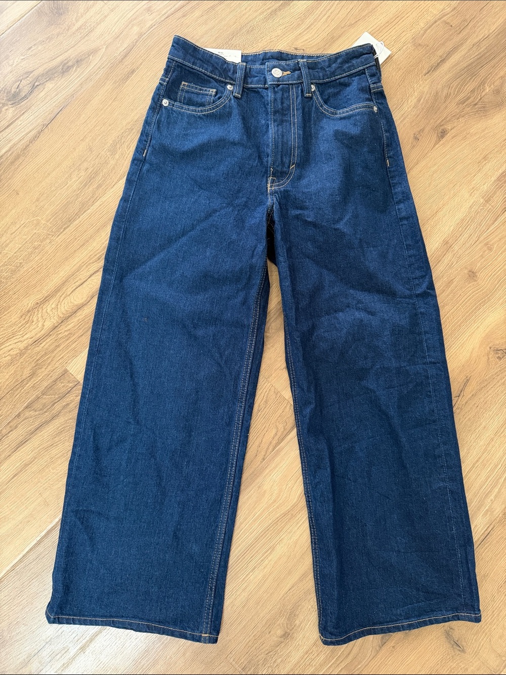 Wide Leg Crop Fit Jeans